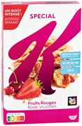 KELLOGG'S PÉTALES DE RIZ, BLÉ COMPLET ET ORGE AUX FRUITS ROUGES LYOPHILISÉS, ENRICHIS EN VITAMINES ET EN FER.