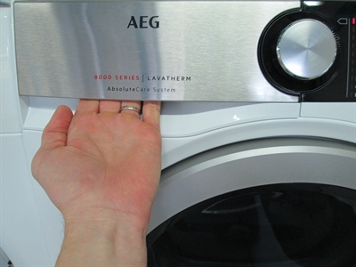 AEG T 8 DEC 86 S